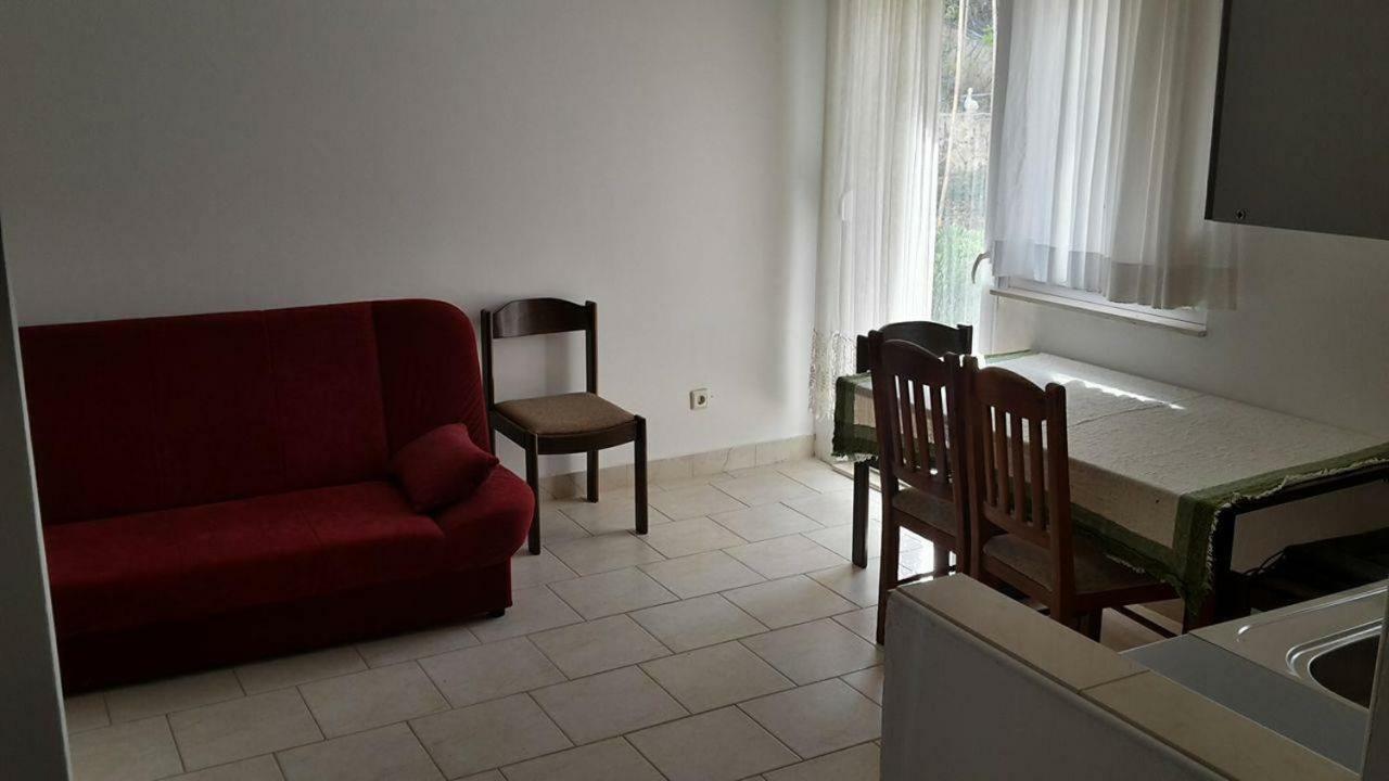 Apartments Luki Trogir Bagian luar foto