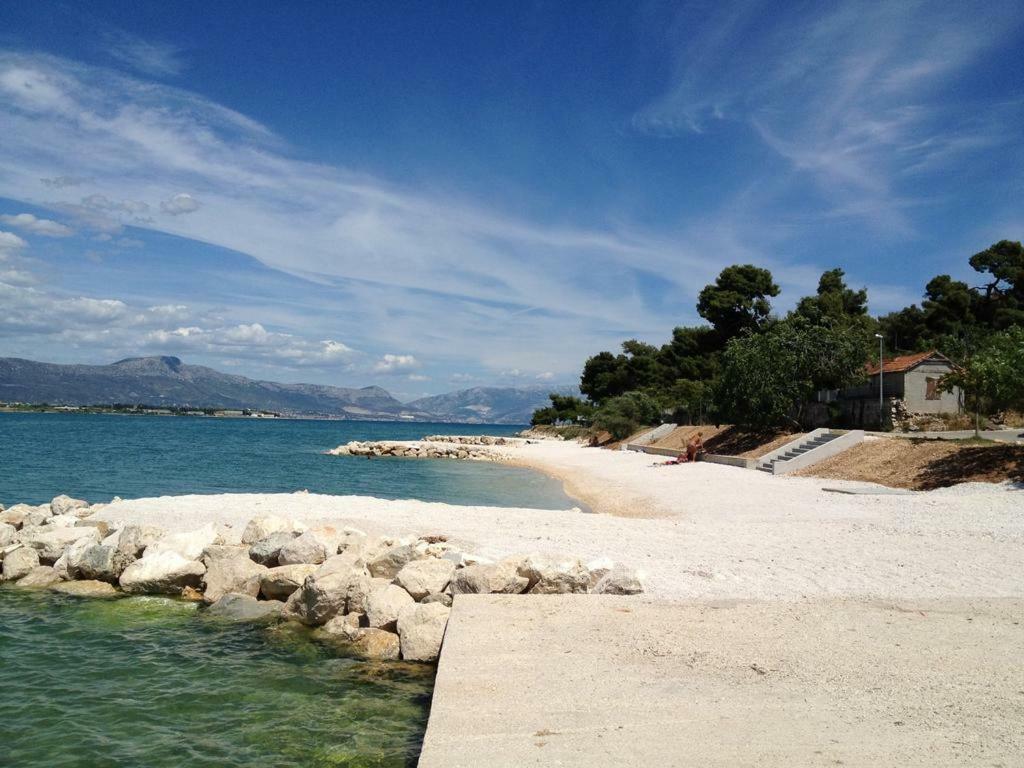 Apartments Luki Trogir Bagian luar foto